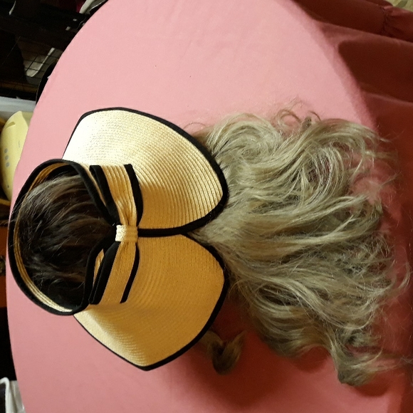 Accessories - Ladies hat